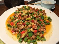 -自贡盐帮菜·玩辣餐厅(樱花园西街店)