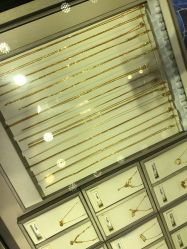 -周大福CHOW TAI FOOK(宝山苏宁易购店)