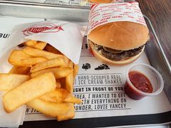 -FATBURGER 特富客汉堡(外交公寓店)