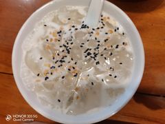 -怪噜范·老贵阳街头名小吃(数博万达店)