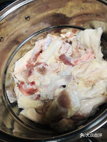 疫情期间，宅家做贡献学做美食～红烧牛杂筋。1