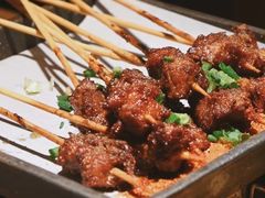 -毛辣果·贵州红酸汤牛肉火锅(西单店)
