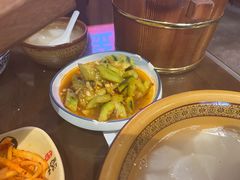 -富正毅三下锅·湘西韵味(天门山索道店)