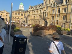 -牛津大学
