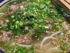 -云阿蛮云南生烫牛肉米线(奉贤路店)