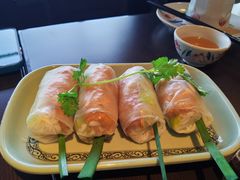 -大头虾越式风味餐厅(光明广场店)