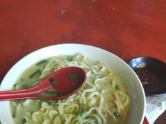 -三百碗宝应长鱼面(板仓街店)