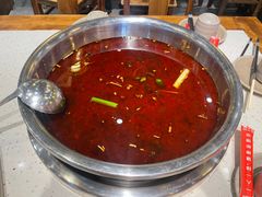 -肖肖酸萝卜鱼火锅(总店)