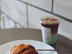 -RWORK·COFFEE(滨江店)