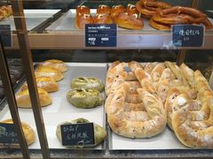 -Dough&Joe团憩(瑞虹天地月亮湾店)