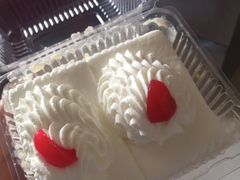 -红宝石·鲜奶小方·海派西点房(金杨店)