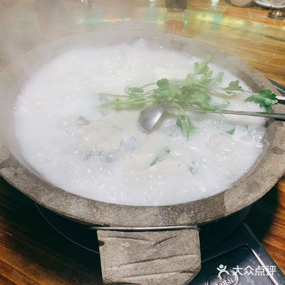 红灯笼品鱼馆