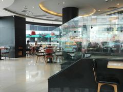 用餐区-必胜客(华南摩尔店)