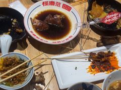 -怪噜范·老贵阳街头名小吃(汇金星力城店)