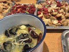 -喝丢一只鞋海鲜烧烤·海肠捞饭(市场店)