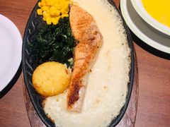 奶油菠菜烤三文鱼-萨莉亚意式餐厅(杭州西溪龙湖天街店)