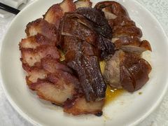 叉烧拼烧鹅-沙田新强记烧鹅海鲜酒家