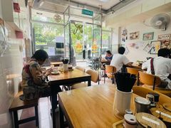 -荣晖咖啡美食(司打口店)