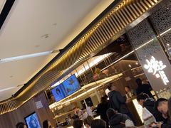 等位区-捞王锅物料理(上海世茂广场店)