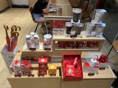 零售区-Tims天好咖啡(华侨城步行街店)