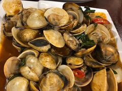 -Dang restaurant (patong phuket)