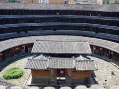 -初溪土楼群