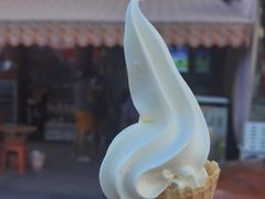 -古老冰山特色冰淇淋店(艾提尕尔店)