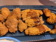 -必胜客(上海华谊新所店)