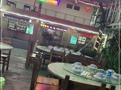 大堂-四川小胡子海鲜(丁村万人海鲜广场店)