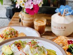 牛油果温泉蛋吐司-O'mills Sourdough Bakery&Bistro(永嘉路店)