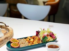 -露露家咖啡店