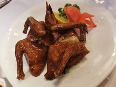 招牌红烧乳鸽-太平馆西餐厅(北京路店)