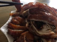 -黄记四更烤乳猪店