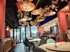 -老街烧烤大排档·地道湖北菜·龙虾馆(汉口火车站店)