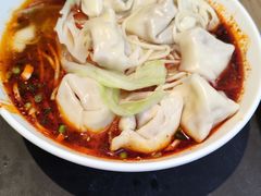 招牌抄手面-聚园面庄(新光天地店)