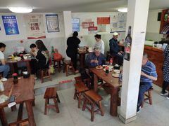 大堂-宝瑞门钉肉饼店