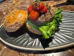 -Let'sBURGERplus·非常创意汉堡(三里屯店)