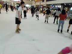 -正佳冰河湾真冰滑冰场