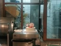 -Dough&Joe团憩(瑞虹天地月亮湾店)