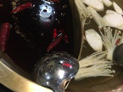 -怡品川宇火锅(宝立方店)