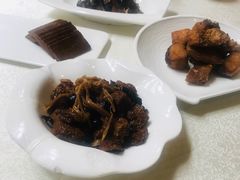 -梅龙镇酒家(南京西路总店)