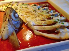 清蒸武昌鱼-莲餐厅·湖北菜·藕汤是头牌(愚园路店)