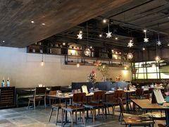 大堂-Carbon莫卡哆·意大利复古集市餐厅(杭州大厦店)