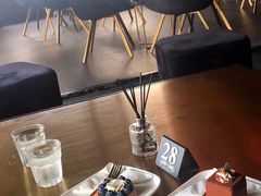 -UNI UNI(环亚凯瑟琳店)