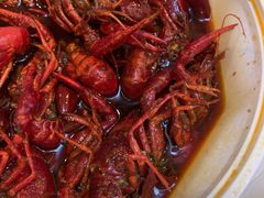 -扒虾小妹儿麻辣海鲜(宏图街店)