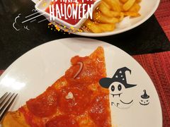 -WOLFGANG PUCK KITCHEN & BAR(迪士尼小镇店)