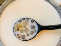 桃胶椰汁西米露-五条人糖水铺(武林总店)