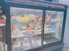 面包甜点陈列柜-汉柏麦香德国面包房(海信店)