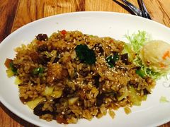 -玛格萝妮(汇智国际商业中心店)