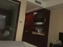 -维也纳酒店(桂林万象城火车站店)